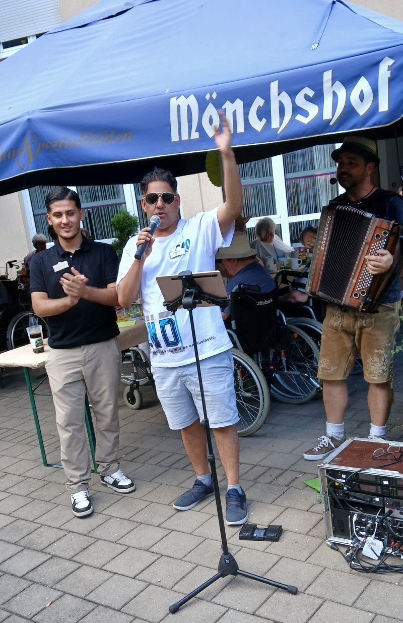 Mustafa, Mohammed und Ingo.jpg